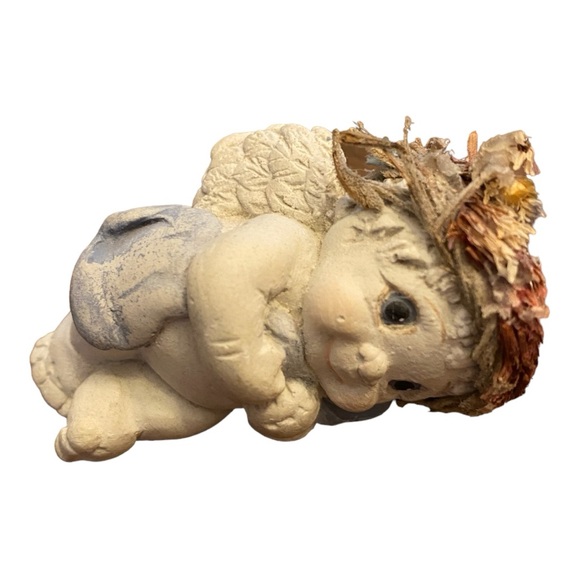 Vintage 1996 Dreamsicle cherub with blanket napping 2” long - Picture 2 of 6
